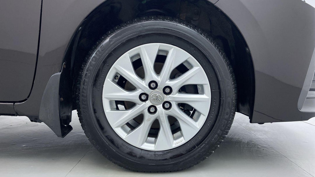 RIGHT FRONT WHEEL