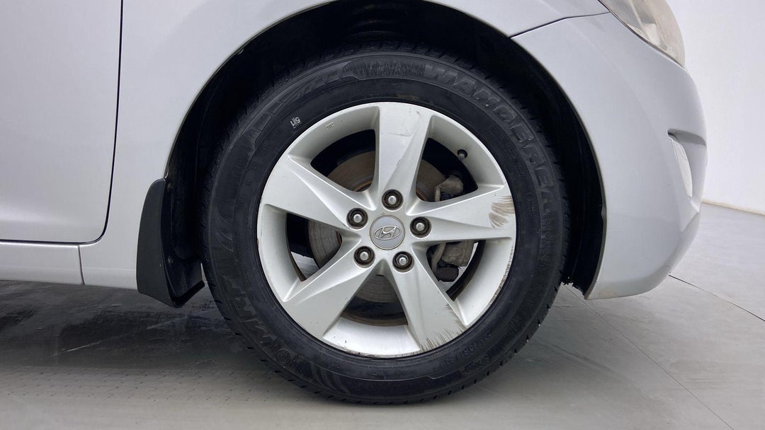 RIGHT FRONT WHEEL