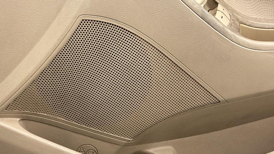 SPEAKERS