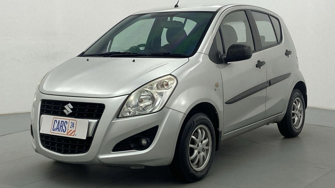 LEFT FRONT DIAGONAL (45-DEGREE) VIEW