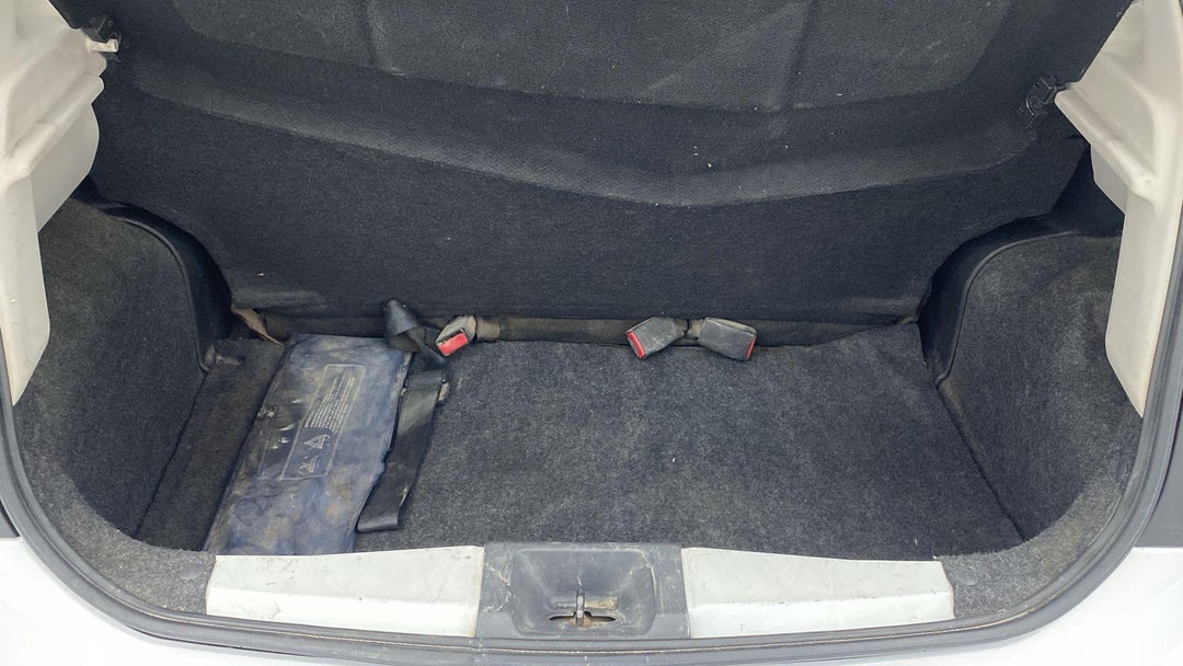 BOOT INSIDE VIEW
