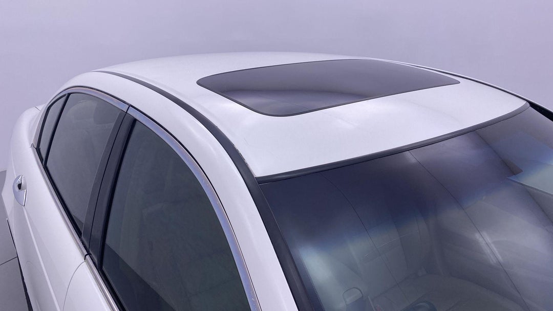 ROOF/SUNROOF