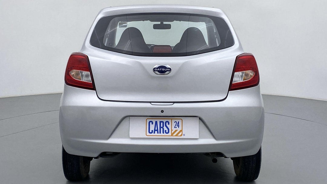 BACK / REAR VIEW
