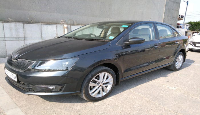 2018 Skoda Rapid 1.6 MPI STYLE AT, Petrol, Automatic, 25,803 km, Front LHS