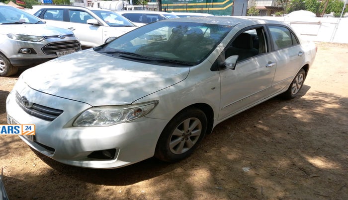 2010 Toyota Corolla Altis 1.8 G, CNG, Manual, 89,437 km, Front LHS