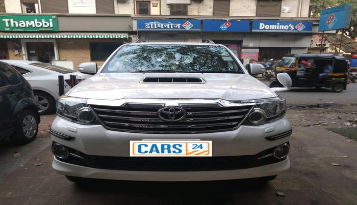2015 Toyota Fortuner 3.0 AT 4X2, Diesel, Automatic, 27,905 km, Front