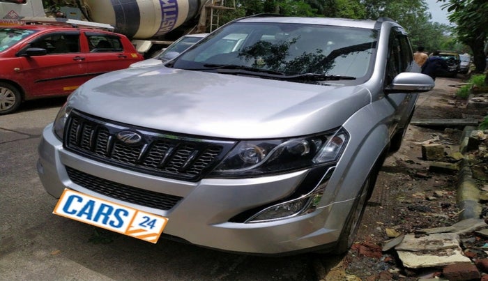 2017 Mahindra XUV500 W10 AT FWD, Diesel, Automatic, 38,630 km, Front LHS