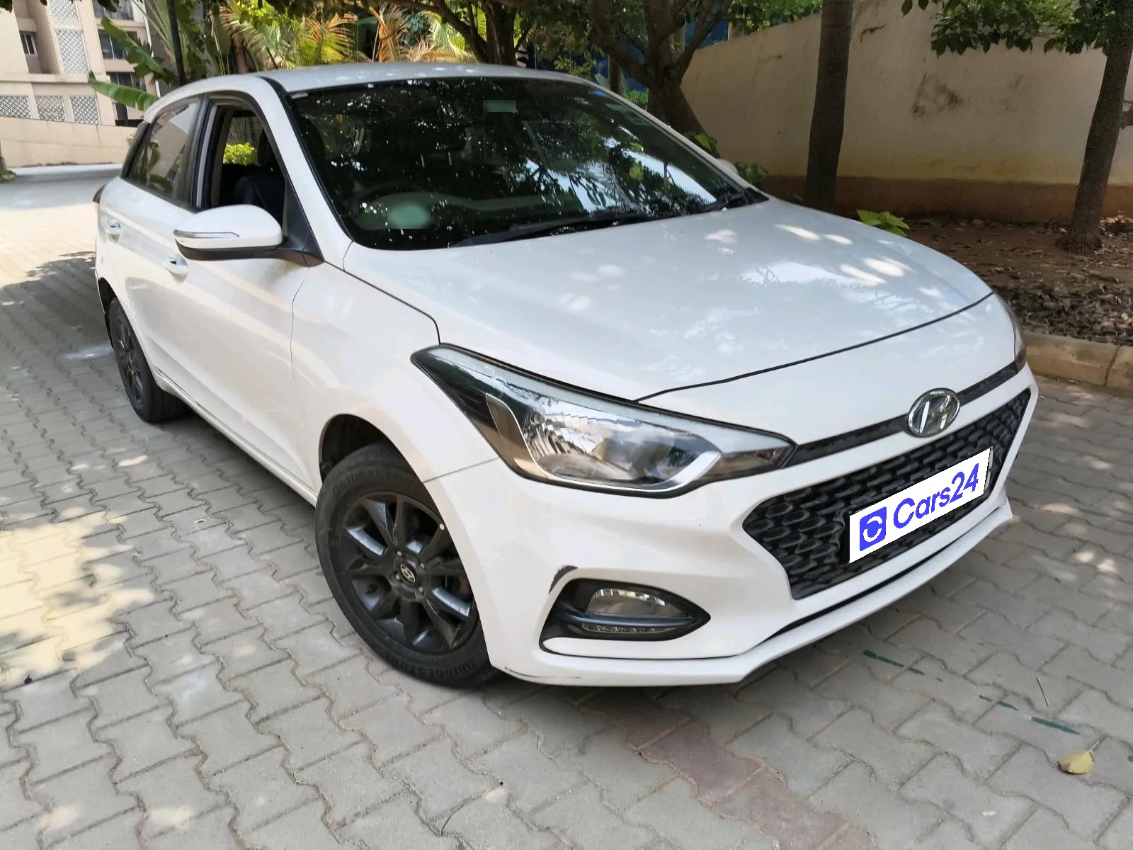 2018 Hyundai Elite i20 Asta 1.2 CVT for sale on Truwo, Bangalore